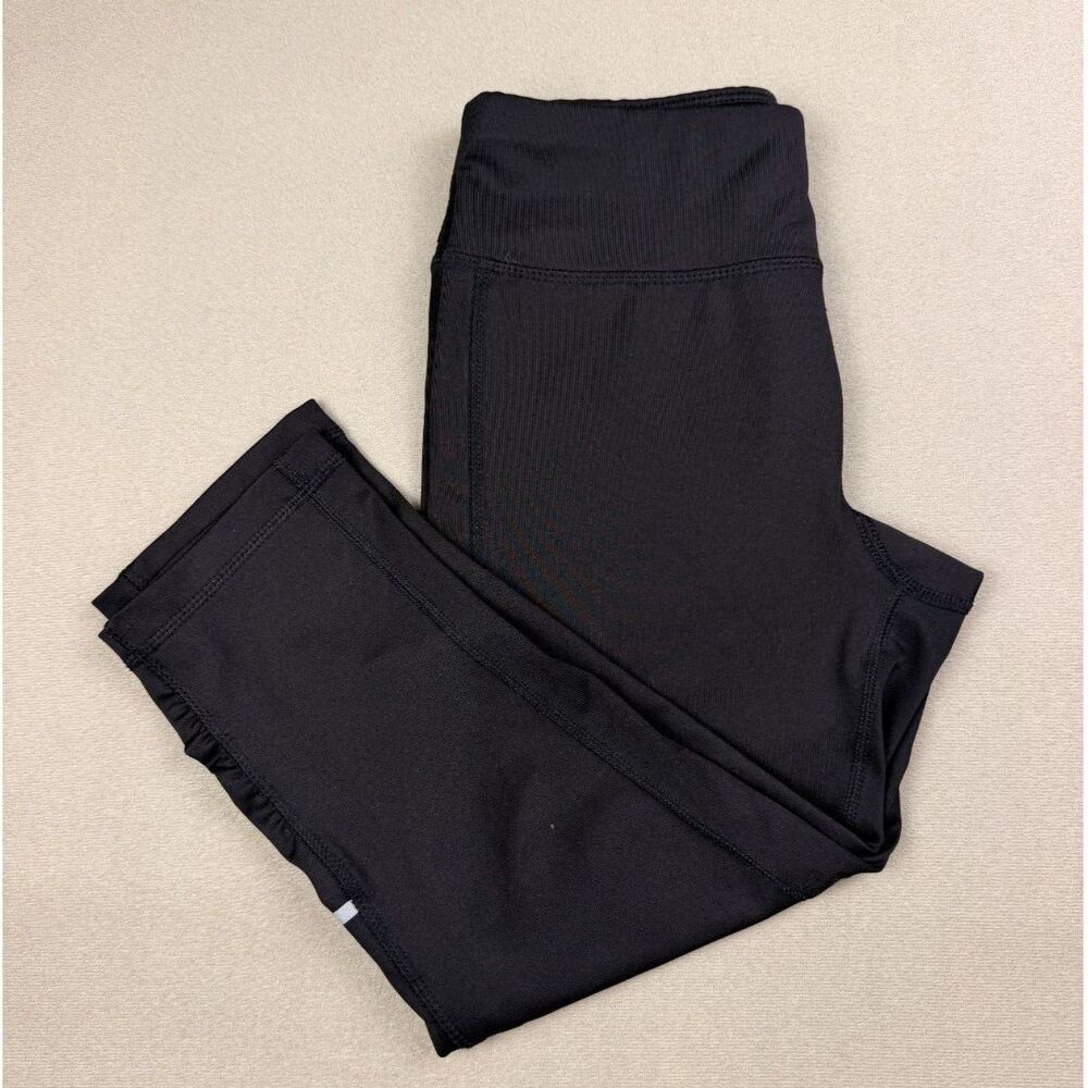 Danskin Now Womens Knee Length Capri Leggings Black Fitted Workout Crop Pants